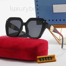 Sonnenbrille Designer Fashion Classic Sunglass For Men Women Shades Letter Fre polarisierte Polaroid-Gläser Luxus-Sonnenbrillen mit Sehstärke Reisebrillen ZUUV