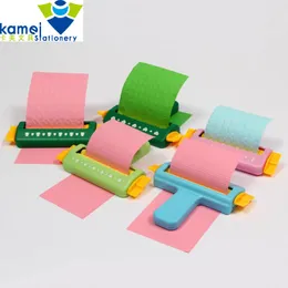 Máquina de relevo de papel de ferramenta de mão DIY de estilo DIY usado para Clippers School Baby Gifts YH49 230410