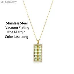 Pendant Necklaces Design Sense Fashion Zircon Inlaid Green Chocolates Pendant Short Women Necklaces Birthday Gift Jewelry For Girls R231110