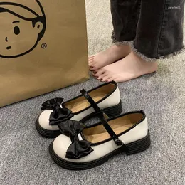 Модельные туфли Мэри Джейн, нежные, на толстой подошве, весна-осень, английские, маленький кожаный каблук на среднем каблуке, в тон, соответствующий материковому Китаю