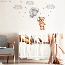 Väggklistermärken söt björn med ballong sovrum vägg klistermärken lämpliga för barns rum flickor dagis dekorationer molnstjärnor druvmural klistermärken 230410