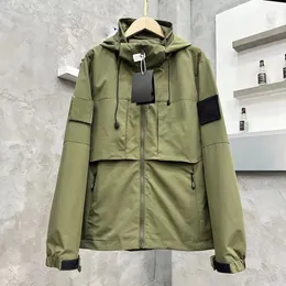 Chaqueta para hombre Mujer Abajo con capucha Parka cálida Hombres Chaquetas acolchadas negras Ropa con estampado animal Outwear Cortavientos Moda de invierno Para parejas masculinas Abrigos cortos de diseñador