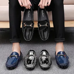 Удобные кожаные мужские туфли. Случайный проскальзывание на мужчин Qlity Split Leather Shoes Men Flats Moccasins Boots Plus Size Eu47