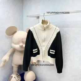 Cel Top Lüks Kadın Sweaters Tasarımcı Kanalı Klasik Tasarım Yün Giyim Kapşonlu Tweed Tüvit Tutun Sıcak hırka Femme Tığ işi Kaşmir Gömlek Tüvit