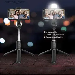 Selfie Monopods Q02S Portable Wireless Bluetooth Phone Telescopic Selfie Stick stativ med Fill Light för iPhone 14 Android Q231110