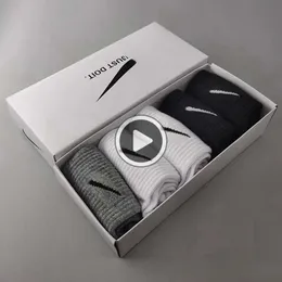 sock mens Wholesale Socks sports socks fashion womens premium cotton classic letter breathable 100 pure cotton basketball football outdoor gift box NK Print b RRKZ