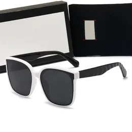 Marca de moda para hombre para mujer anteojos Gafas de sol Designenglasses Gafas de sol de metal redondas de lujo Marca para hombres Mujer Lentes de vidrio de espejo