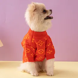 Abbigliamento per cani di design Design Maglione per animali domestici Inverno caldo lavorato a maglia per la stagione fredda Cappotti per animali domestici Pullover Abbigliamento per animali domestici