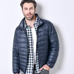 ll New Light and Light Down Jacket Men 스탠드 칼라 슬림 피팅 큰 크기 캐주얼 짧은 코트 남자 다운 재킷 따뜻한 코트