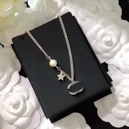 12Style Luxury Designer Double Letter Pendant Necklaces 18K Gold Plated Crysatl Pearl Rhinestone Sweater Necklace for Women Wedding Party Jewerlry Accessories