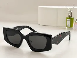 Män solglasögon för kvinnor senaste säljande mode solglasögon Mens solglasögon Gafas de Sol Glass UV400 -objektiv med slumpmässig matchande låda 15y