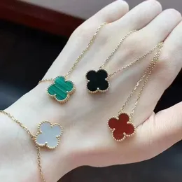 Classic Clover Necklace Designer Women Pendant Necklaces Bracelet Alloy Jewelry Womens Engagement Party Gift no box