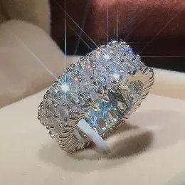 女性と紳士はすべてのモイサナイトダイヤモンド宝石の結婚指輪を作成しました女性のための素晴らしい宝石ギフトとして