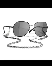 Модный аксессуар, предмет главной улицы, женские солнцезащитные очки, стильный стиль