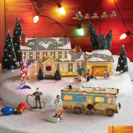 ديكورات عيد الميلاد مضاءة بشكل مشرق المبنى سانتا كلوز سيارات البيت القرية العطلة ديكور Griswold Villa سطح مكتب المنزل Figu Dhrxq