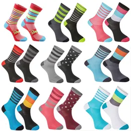Sports Socks Cycling Top Quality Professional Brand Sports Breattable Bicycle Sock Outdoor Racing Big Size 6 Colors S14 230411