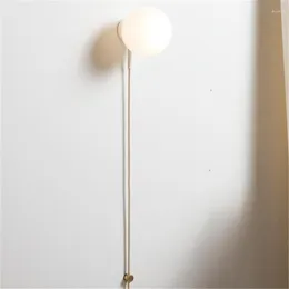 Lampa ścienna nowoczesne oprawy oświetleniowe LED Kreatywna szklana piłka arandela obok sconce sypialnia aluminiowa nordycka aplikacja de pared