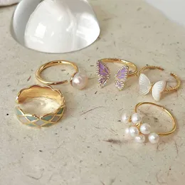 Pierścienie zespołu vintage delikatne otwarte pierścienie motyla dla kobiet regulowane kolorowe kroplowe szklanki Nowe wysokiej jakości wykwintne prezenty biżuterii P230411