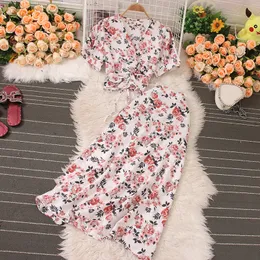Two Piece Dress Womens floral twopiece summer sexy jackethigh waisted ski suit twopiece womens jacket 230410