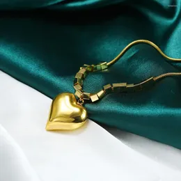 Kedjor vintage rostfritt stål för kvinnor män smycken guld silver hjärthalsband hänge gåva mamma födelsedag custome ditt namn