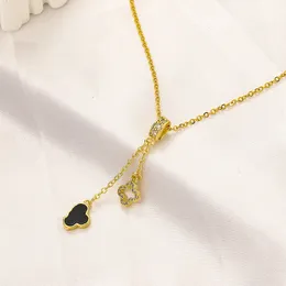 Designer Necklace 18K Gold Fashion Love Letter Pendant Necklace Spring Family Gift Jewelry Long Chain Luxury Brand Choker Diamond jewelry wholesale ZG2267