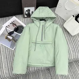 Women's Down Parkas Designer Autumn and Winter New Pra Commuter Style Simple Fashionable Inverted Triangle Charge Coat Cotton Hooded Jacket Doka