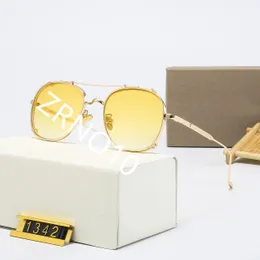 Designer Zonnebril Luxe bril bril Goggle Outdoor Strand Zonneglazen voor man Woman 7 Kleur Optionele driehoekige handtekening met doos