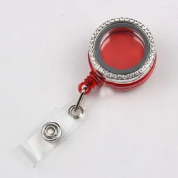 Pendanthalsband 10st/Lot Alloy Floating Memory Locket Badge Holder Lärare Infällbart ID -kort