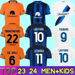 Lautaro Martinez Inter 22 23 24 24 Futbol Formaları Milans Alexis Sanchez Juan Cuadrado Kristjan Asllani Benjamin Pavard Davy Klaassen Internazionale Çocuk Kiti Evden uzakta