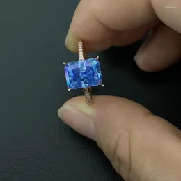 Pierścienie klastra Yulem 3CT 7 9 mm Radiant Cut Blue Moissanite Pierścień dla kobiet biżuteria S925 Srebrna platowana 18 -krotna część różowego złota