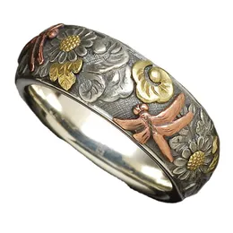 Vintage Dragonfly Rings för män Kvinnor Antik Silverfärgsmycken Retro Fashion Yellow Gold Flower Ring Wedding Bands