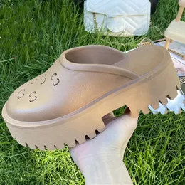 Slippers Women Platform أحذية شاطئ عالية الجودة كبيرة الحجم 42 أسافين مكتنزة مستديرة إصبع القدم Slidders Sandalen Slides 230410