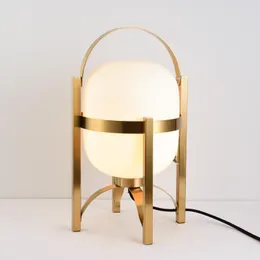 Lampy stołowe japońskie drewno gumowe z dużym kształtem jaja biała szklana szklana drewniana lampa biurka łóżka E27 Wtyczka LED w typ