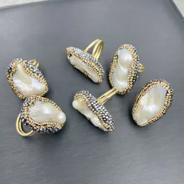Pierścienie zespołowe Naturalne barokowe profilowane Pierścień Perła słodkowodnej to prezent biżuterii dla modnych i wykwintnych kobiet Bankiet ślubny 230410
