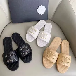 أعلى جودة مصممة للنساء شبطة شريحة الصندل الجوارب الصيفية Sandles Sandles Shoes Flat