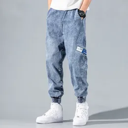 Męskie dżinsowe ubrania uliczne Hip-hop harem dżinsy luźne jogger dżinsy swobodne sporty sportowe koreańskie dżinsowe spodnie jogger spodni 230412