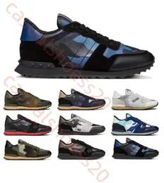 Zapatos de diseñador Hombres Mujeres Zapatillas Rockrunner en tela de malla de camuflaje Studw de goma Triple Negro Blanco Multicolor Zapatillas de deporte para hombre para correr