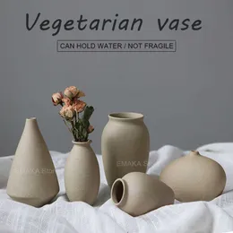 Vazo Seramik Küçük Vazo Mini Stoneware Bisque Fired Retro Masaüstü Dekorasyon Kurutulmuş Sak Fotter Dekorasyonu P230411