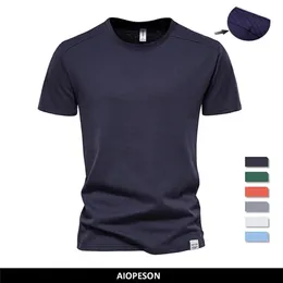 Mäns t-shirts aiopeson 100% bomullst shirt för män o-hals soild färg basiska mäns t-shirts med korta ärmar sommarstoppar tees män kläder 230412