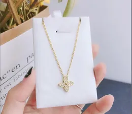 Neue Stil Design Anhänger Halsketten Mode Frauen Marke Brief 18 Karat Gold Überzogene Schlüsselbeinkette Kristall Strass Liebhaber Hochzeit Valentinstag Schmuck Zubehör