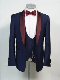 Abiti da uomo su misura Giacca da uomo blu navy Blazer Costume di Halloween Elegante per matrimonio da uomo di lusso Tre pezzi 97