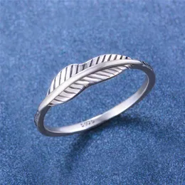 Bandringar minimalist 925 Sterling Silver Party Ring Classic Female Small Leaf Finger Ring Unique Style Promise Wedding Rings for Women AA230412