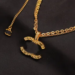Projektant 18-karatowy pozłacany wisiorek w kształcie litery C naszyjniki łańcuszek Crysatal Rhinestone Choker ze stali nierdzewnej marki naszyjniki dla kobiet wesele biżuteria prezenty dla par