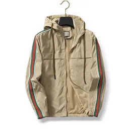 Designer Mens Jackets Clothing pattern Brand Sunscreen Bomber jacket Outerwear Windbreaker coat Zipper Fashion Casual Street Coats M-3XL