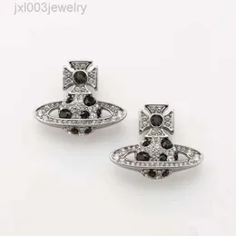 デザイナーViviene Westwoods HighバージョンEmpress Dowager Vivian Oval Sized Diamond Saturn Earrings HighEndの女性のための贅沢な気質を感じる