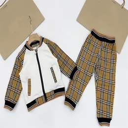 autumn and winter designer children's sewn zipper jacket brand letter sportswear high quality children's wear size 90cm-150cm q1