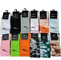 Marca meias masculinas meias femininas tie-dye algodão puro respirável esportes sweatwicking meias alfabeto nk impressão