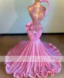 Abiti da ballo lunghi rosa con diamanti sexy per ragazza nera 2024 Perline scintillanti Cristalli Strass Abiti da festa di compleanno di lusso Robe De Bal