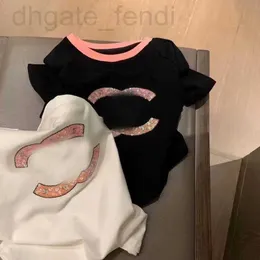 T-shirt da donna in maglia firmate Small Fragrance Design Sense Top a maniche corte con paillettes slim fit per l'estate Nuova maglietta dolce, unica, leggera e di lusso FHL1