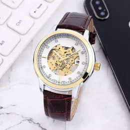 ROLA WRISTWATCHES FOR MEN 2023 NOWE ZWEDNIKÓW MENSKICH 42 mm trzy szwy Automatyczny zegarek mechaniczny Top Luksusowy pasek skórzany Pasek Mężczyzna Montre de Luxe